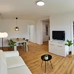 Greg's House * Ljubljana