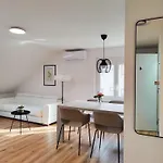 Greg's House Apartma Ljubljana