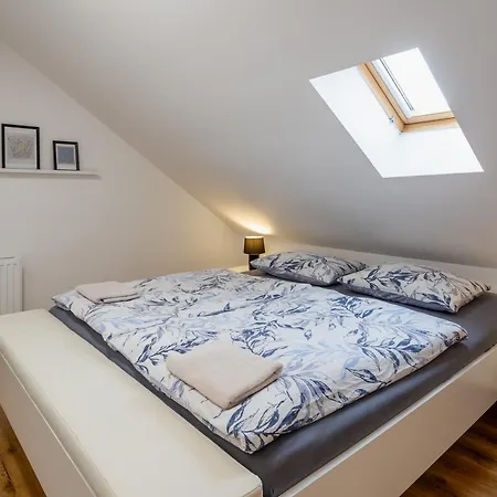 Greg's House Apartma